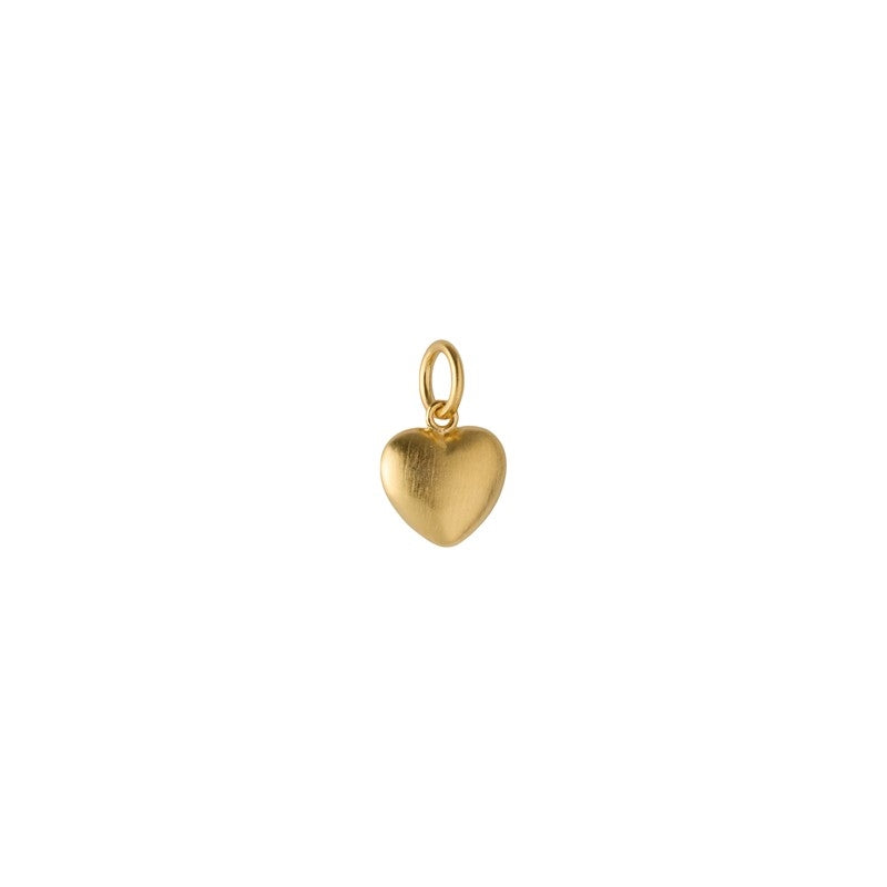Love hjertevedhæng i forgyldt sølv fra Pernille Corydon, 10 mm